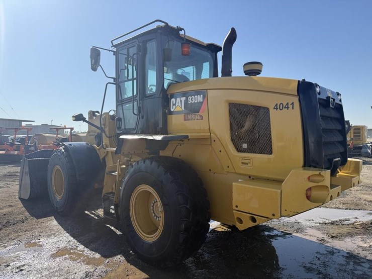 2018-caterpillar-930m-image-4