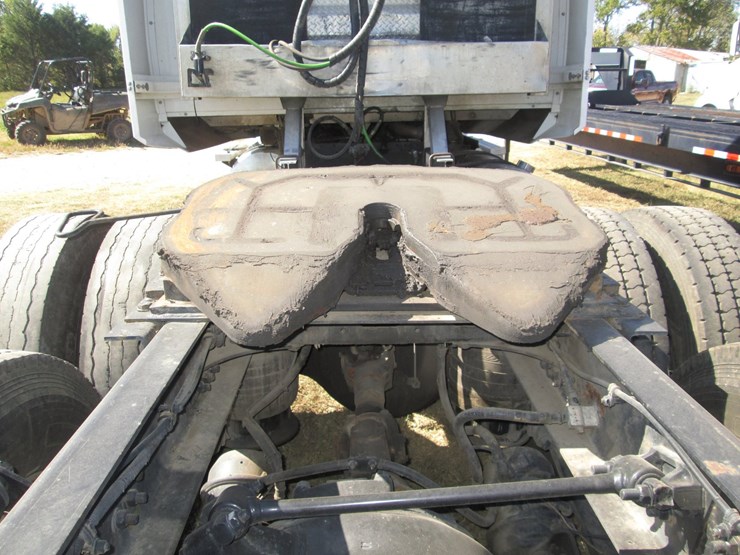 2020-western-star-4900-image-9