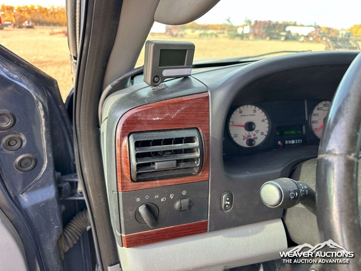 2005-ford-f350-image-16
