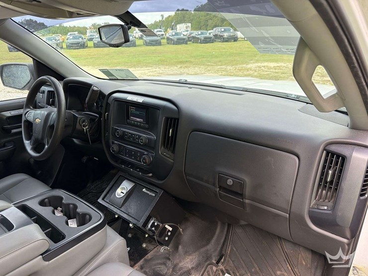 2015-chevrolet-silverado-1500-image-16