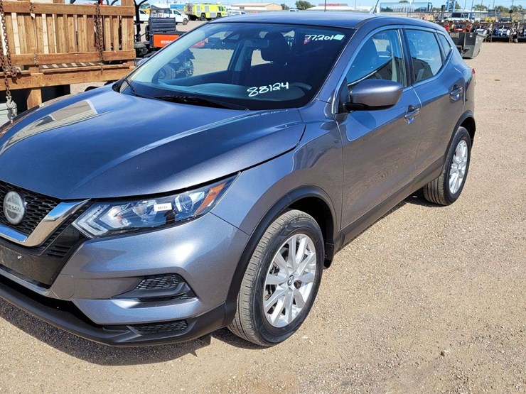 2020-nissan-rogue-image-1