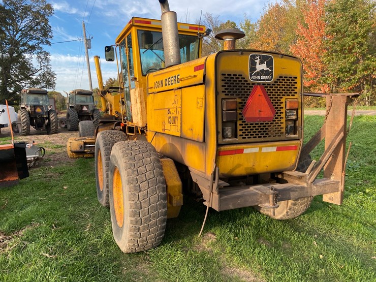 john-deere-770-image-9