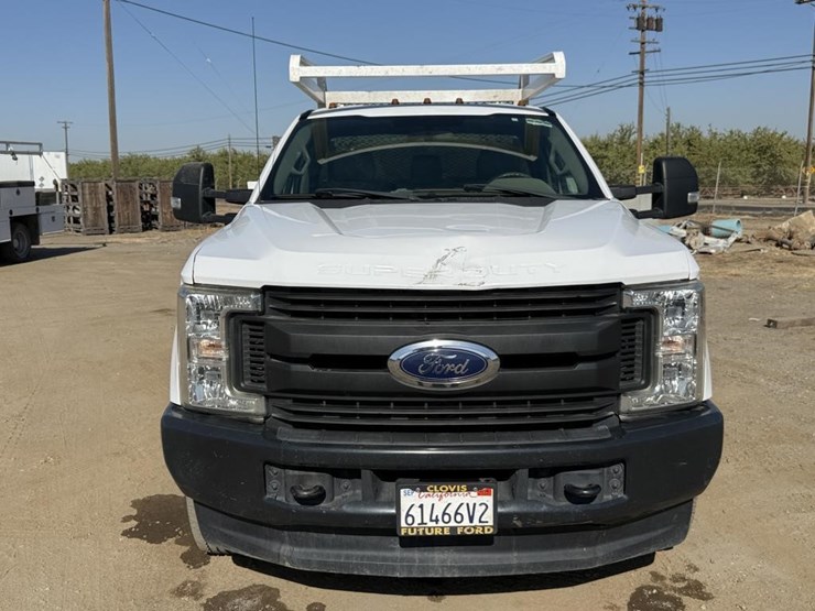 2019-ford-f450-image-7