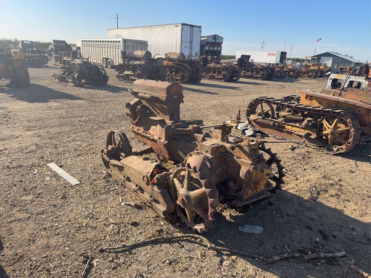 caterpillar-2-ton-image-2