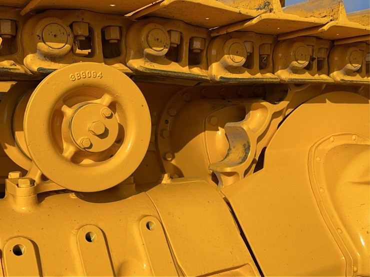 caterpillar-seventy-gas---complete-nut-and-bolt-restoration!-image-38