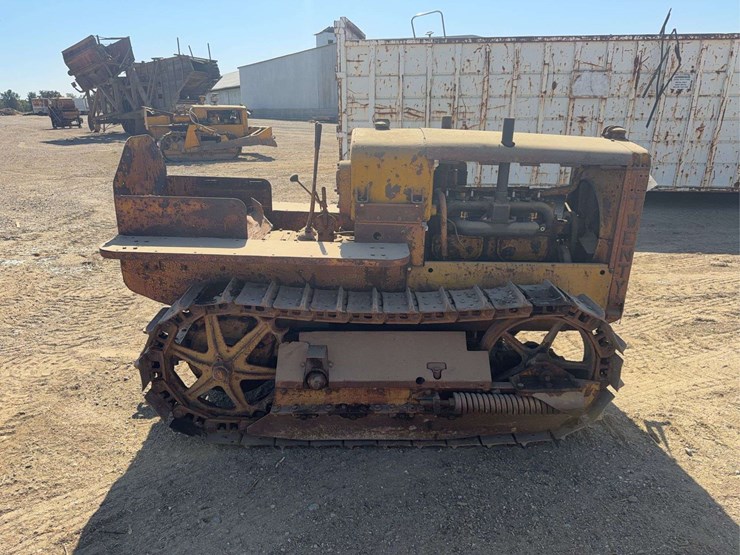 caterpillar-20-image-6
