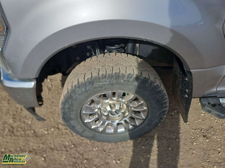 2022-ford-f250-image-7