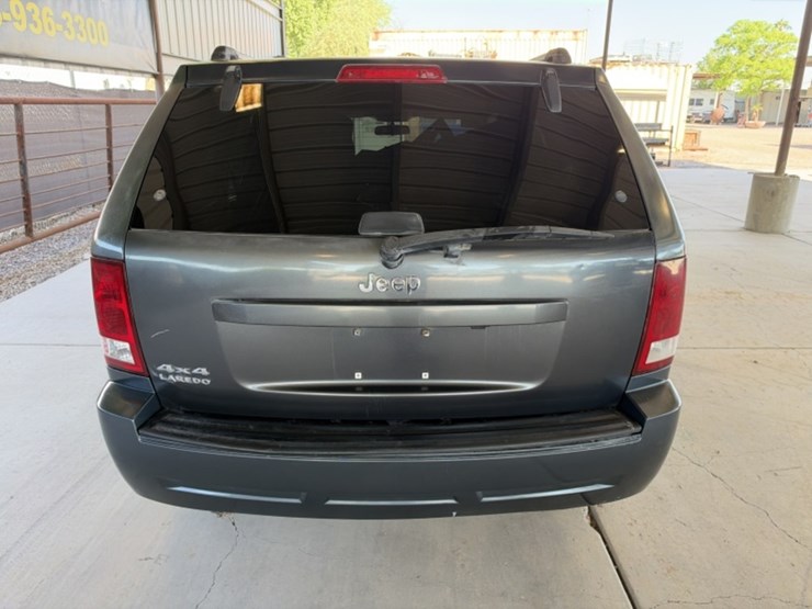 2007-jeep-grand-cherokee-image-9