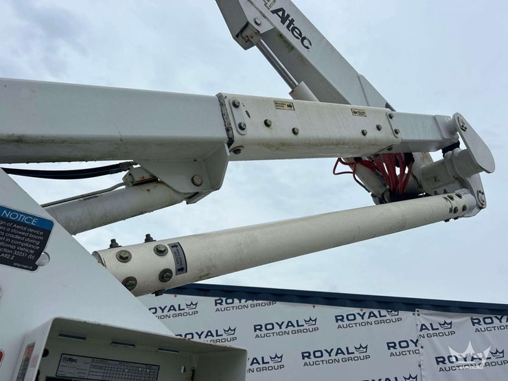 2019-altec-at37gw-image-9