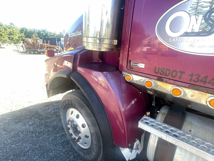 #117-•-2011-western-star-semi-tractor-(has-wi-title)-(forestville,-wi)-image-12