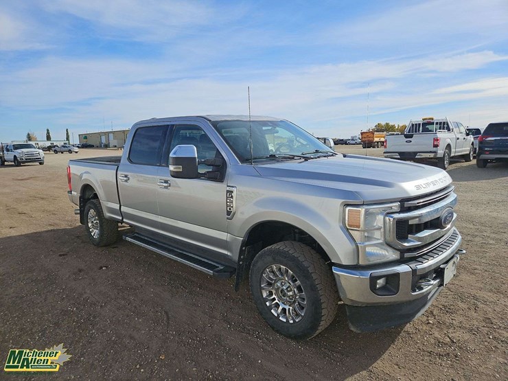 2022-ford-f250-image-2