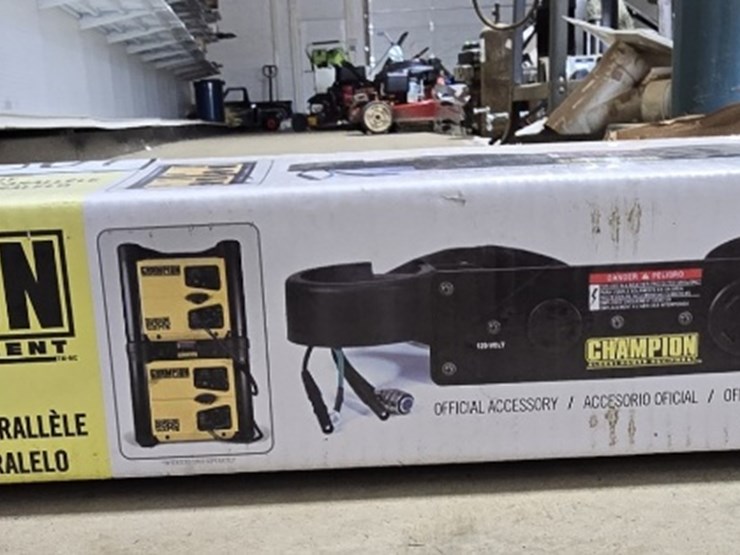 champion-global-power-equipment-inverter-generator-image-1