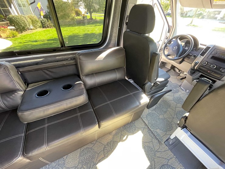 #525-•-2012-mercedes-benz-sprinter-(title-in-delay)-(green-bay,-wi)-image-85