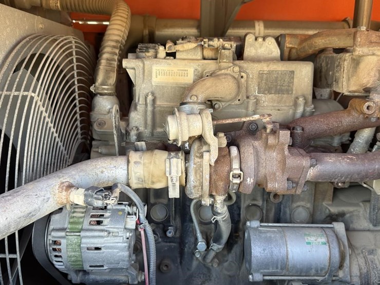 2020-sullivan-palatek-p185-towable-air-compressor-image-12