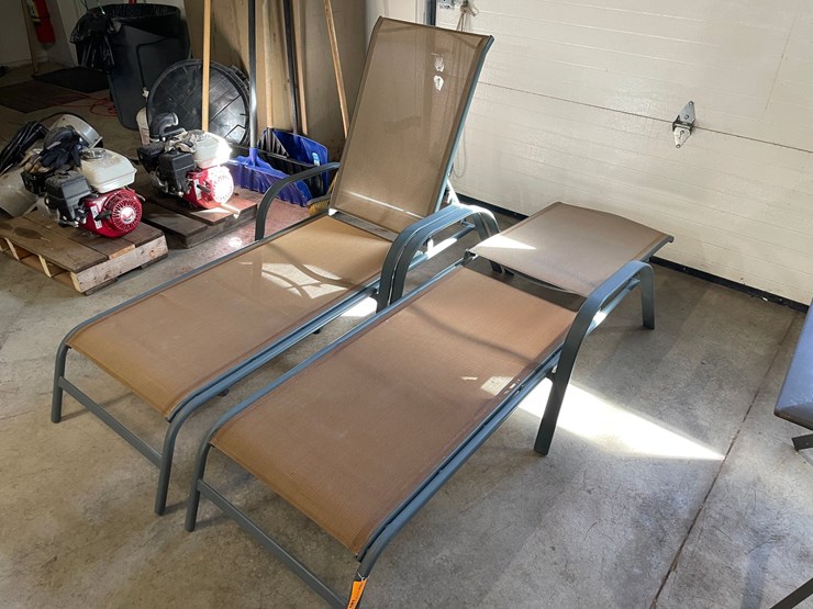 #3158-•-(2)-reclining-patio-chairs-image-1