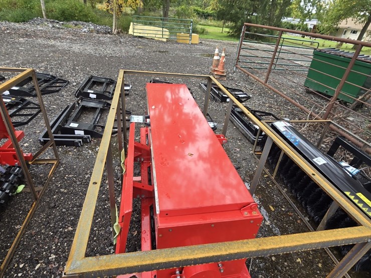 agt-stsd10-no-till-seed-drill-image-3