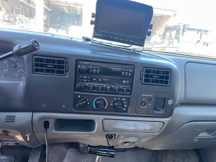 2002-ford-f450-image-9