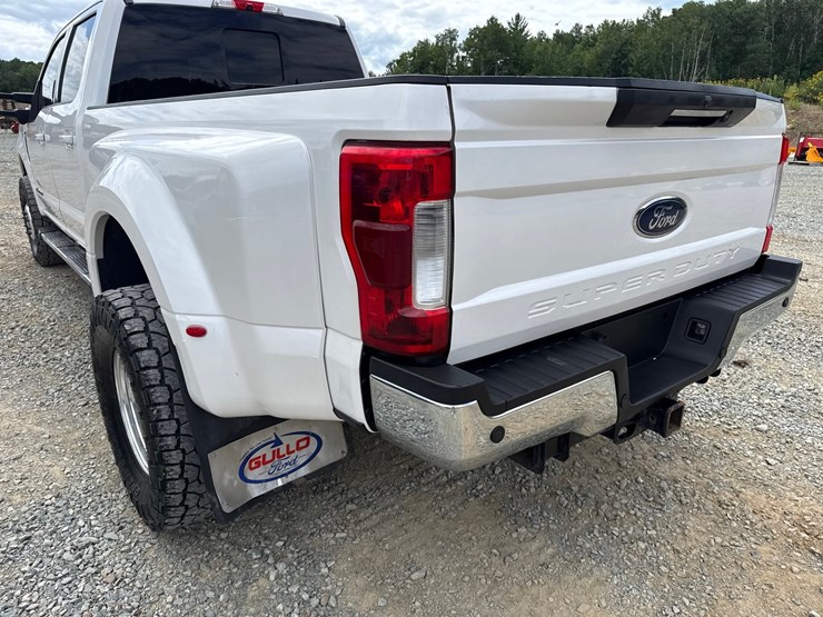 2017-ford-f350-image-23
