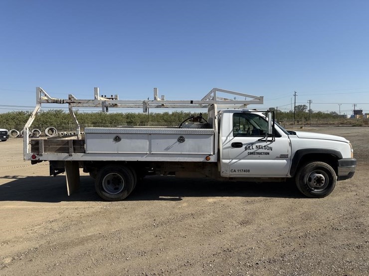 2006-chevrolet-3500-image-6