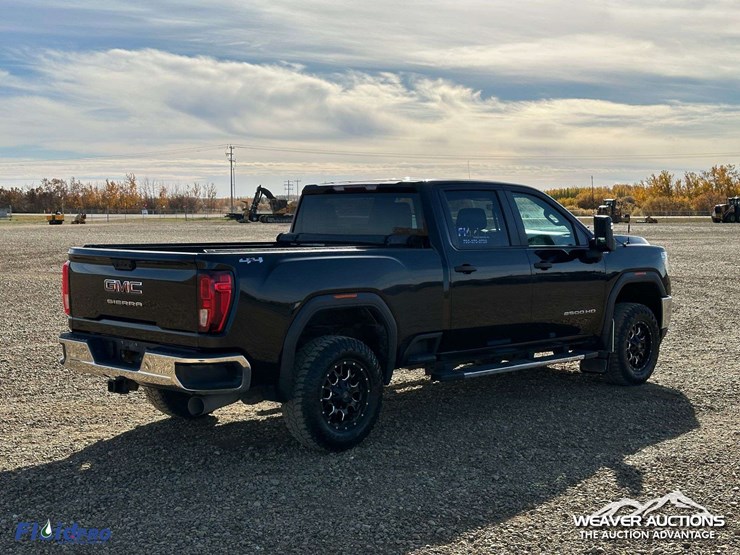 2023-gmc-2500hd-image-4