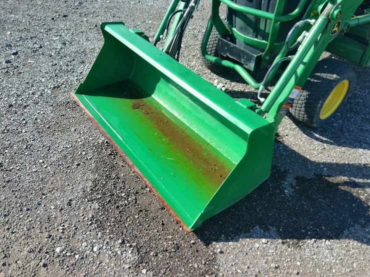 john-deere-1025r-image-14