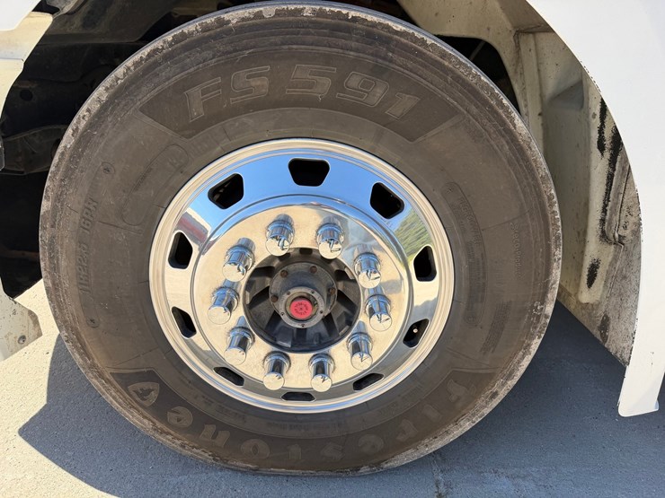 #1726-•-2019-western-star-day-cab-truck-tractor-image-65