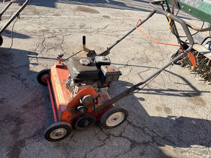 #1854-•-husqvarna-walk-behind-leaf-thatcher-image-1