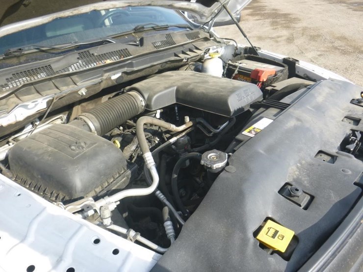 2021-dodge-1500-image-12