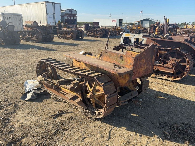 caterpillar-22-image-2