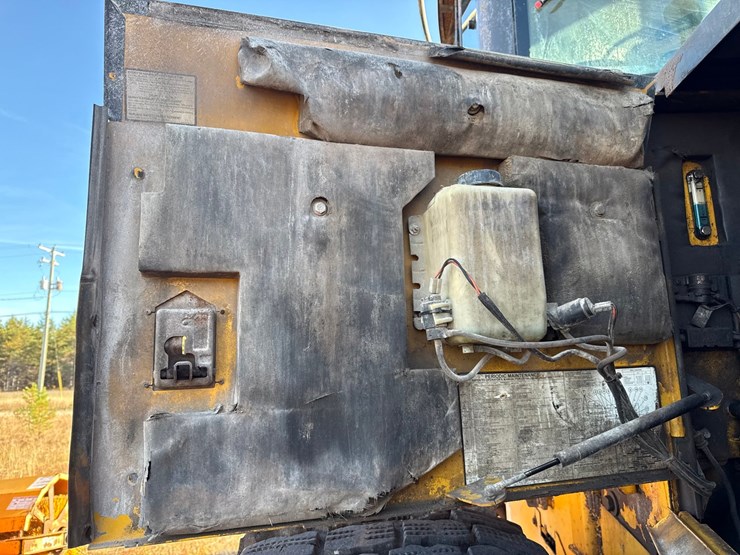 deere-644j-image-87