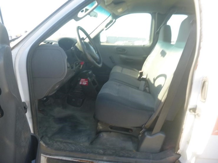 2004-ford-f150-image-8