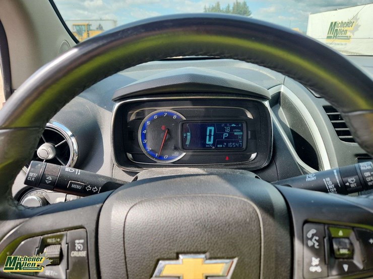2014-chevrolet-trax-lt-image-19