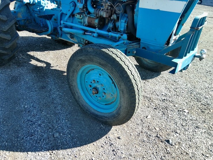 ford-3000-image-13