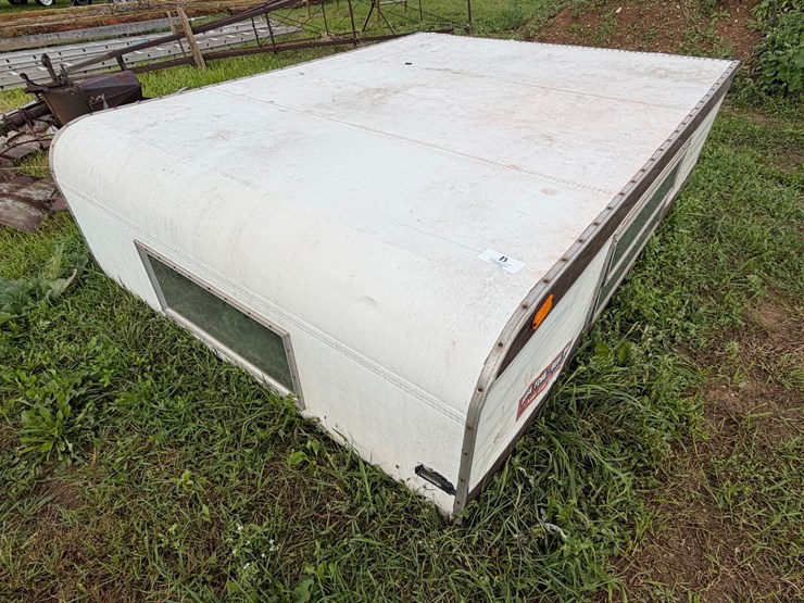 #4049-•-wynn's-extended-aluminum-truck-cap-image-1