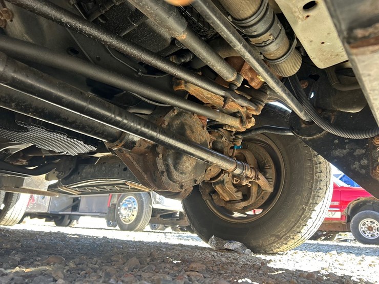 2011-ford-f350-image-50