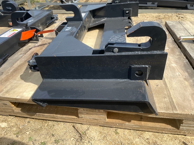 #2040-•-wolverine-skid-steer-quick-tach-rapid-hook-adapter-mount-image-7