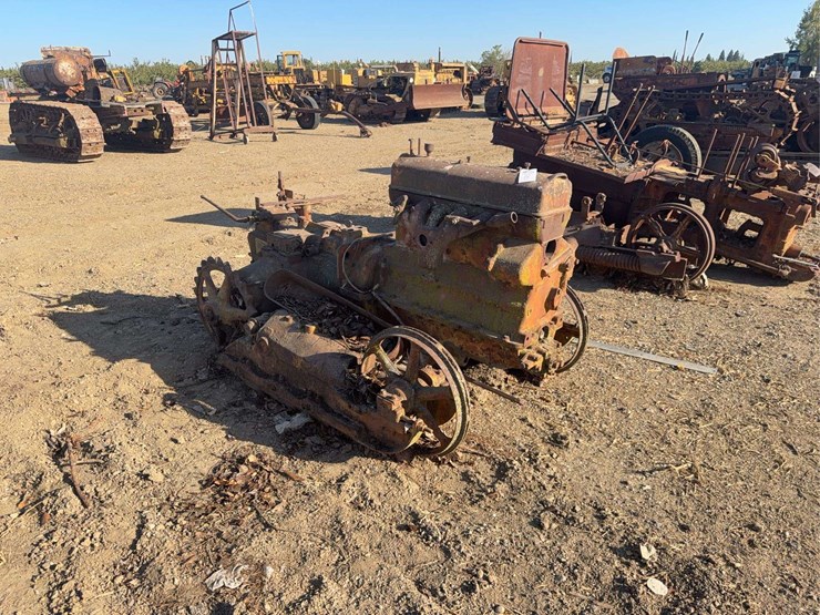 caterpillar-2-ton-image-4