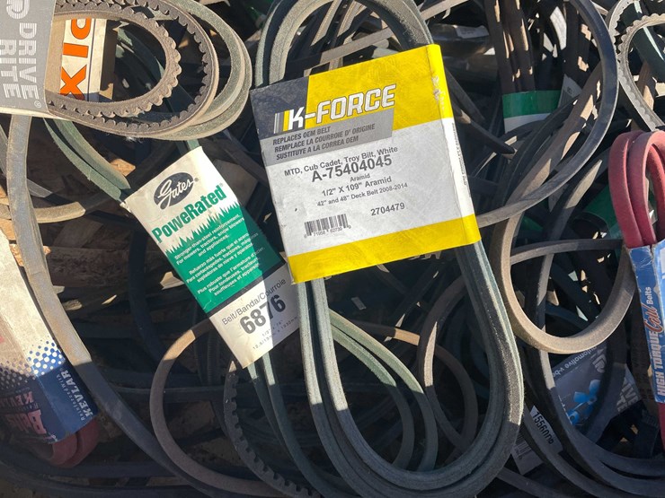 #1825-•-misc.-belts-and-mower-blades-image-9