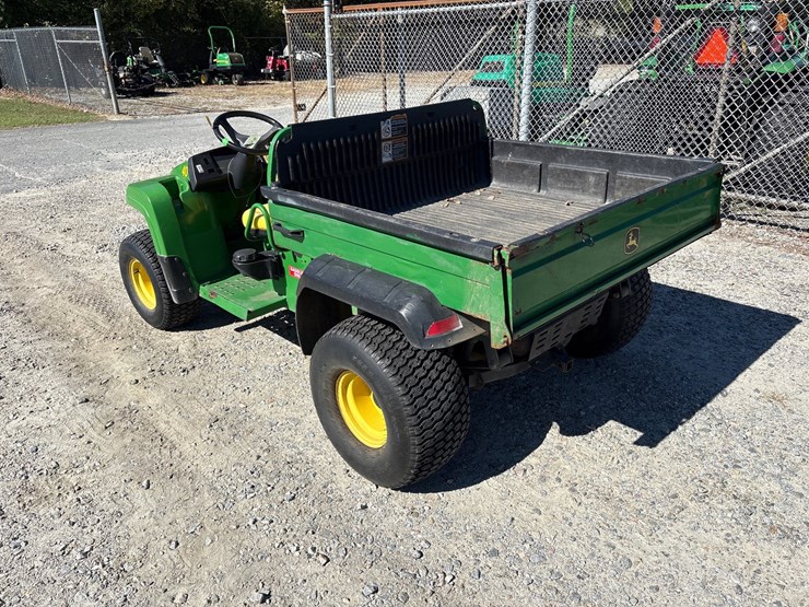 john-deere-gator-image-10