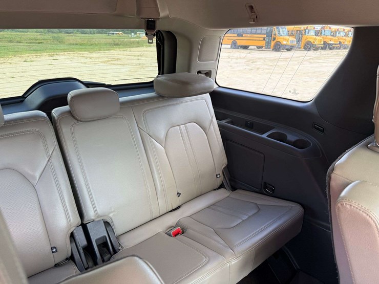 2020-ford-expedition-limited-image-33