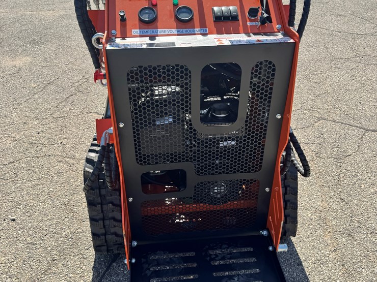 2026-unused-ft36c-future-skid-steer-loader-image-5