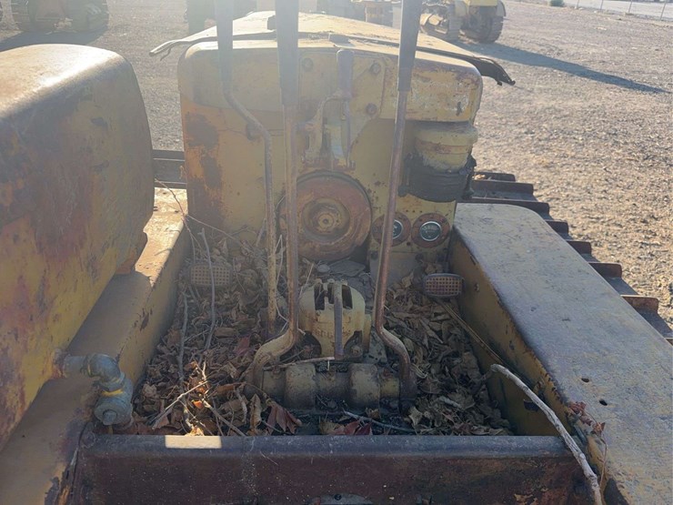 caterpillar-d2-image-29