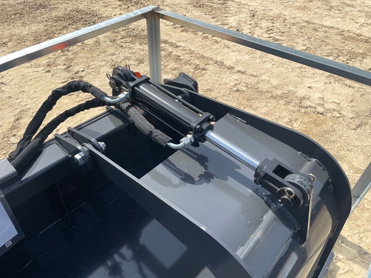 #2027-•-wolverine-skid-steer-grapple-bucket-attachment-image-14