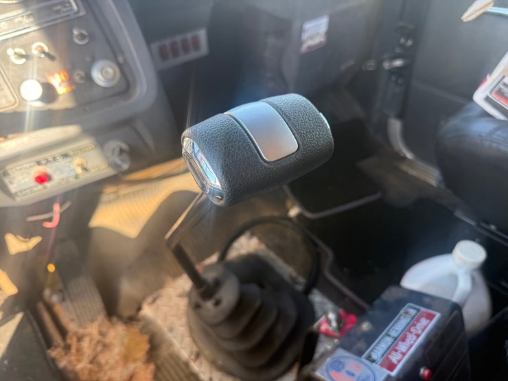 1989-ford-l8000-image-61