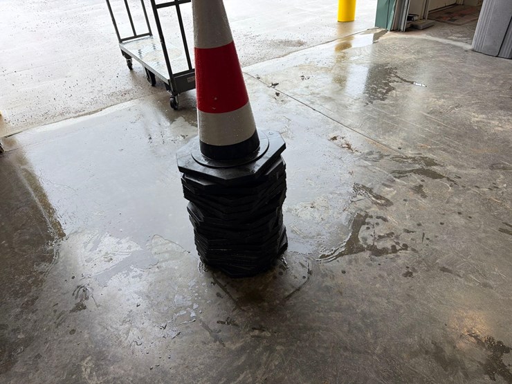 black-traffic-cones-image-4