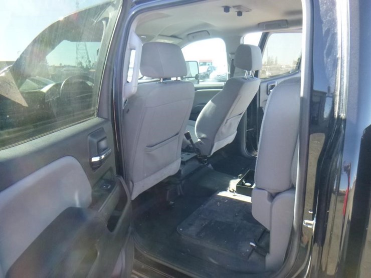 2017-chevrolet-1500-image-8