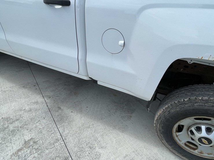2016-chevrolet-2500-image-18