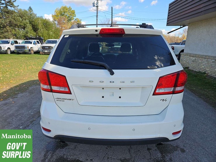 2015-dodge-journey-image-6