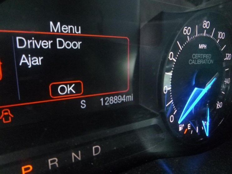2018-ford-explorer-image-14
