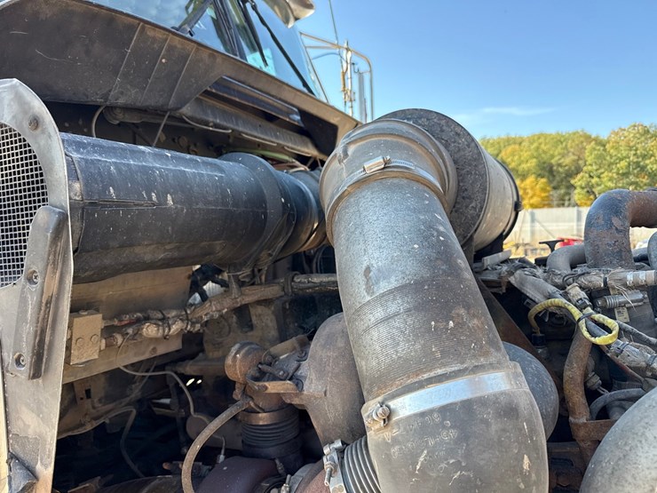 2005-kenworth-t800-image-14
